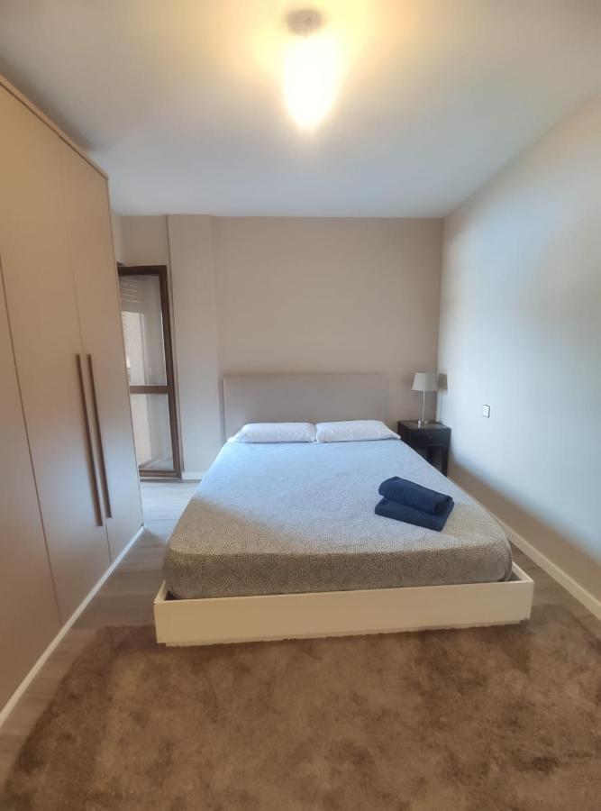 Apartamento D'Ousseau Jaca Exteriör bild